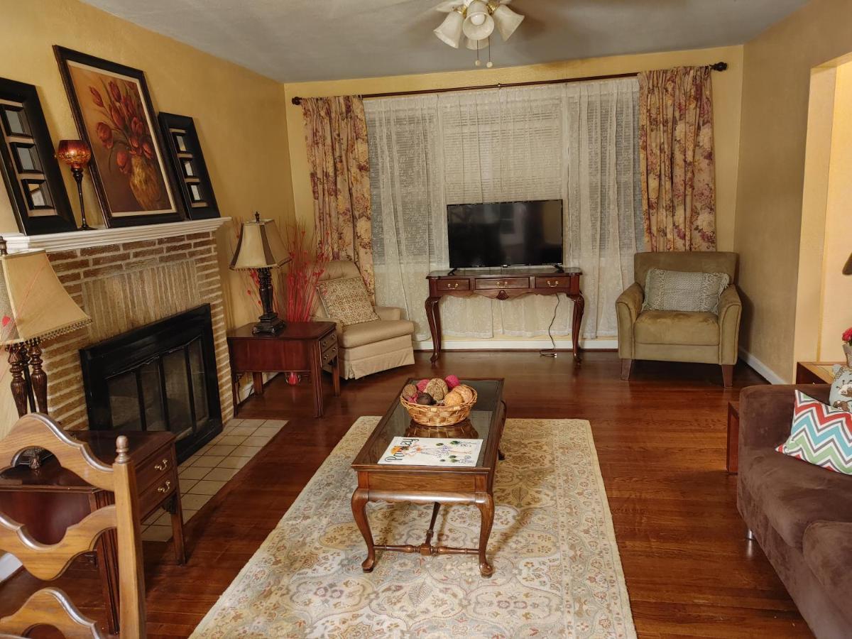 The Kind House Hosting, Low Monthly Rates, Traveling Nurses, Fletc, & Travelers! Brunswick Exterior photo