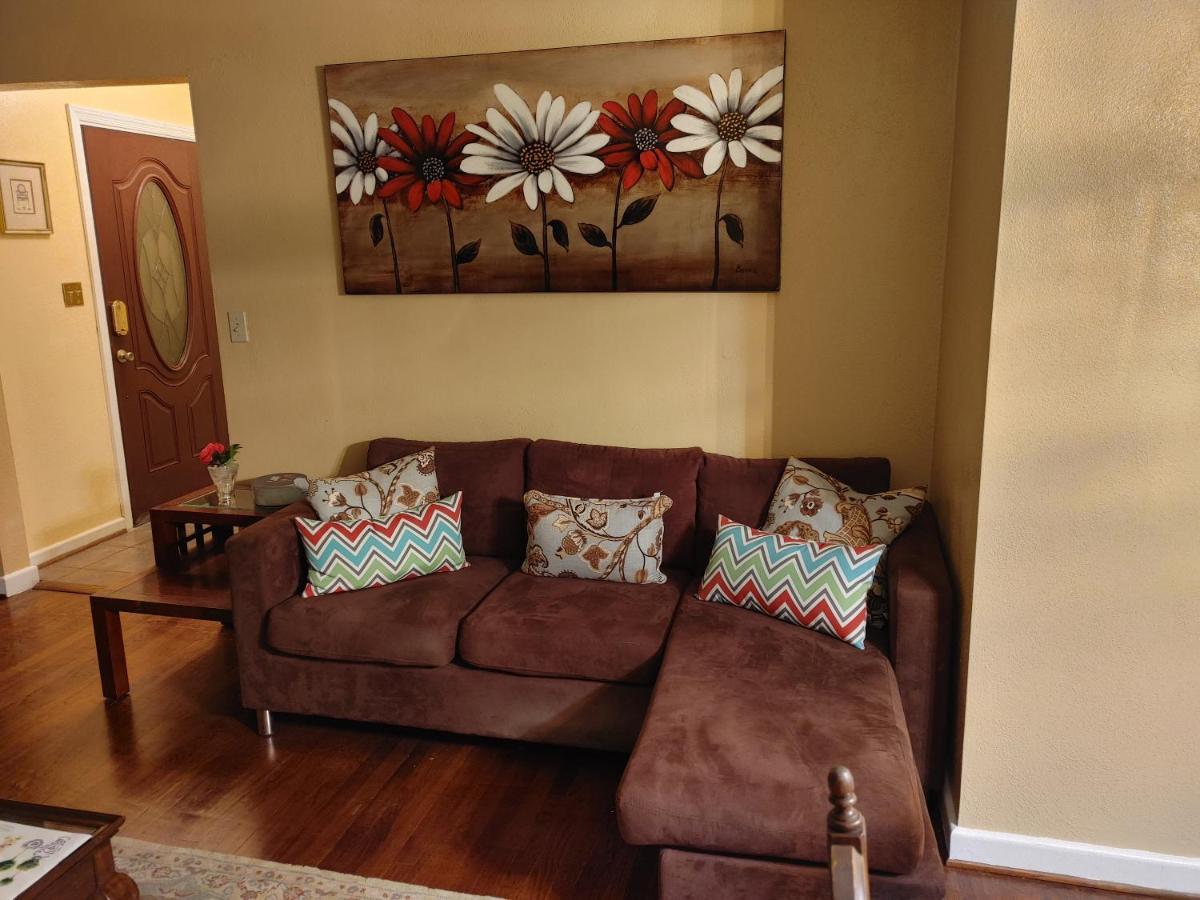 The Kind House Hosting, Low Monthly Rates, Traveling Nurses, Fletc, & Travelers! Brunswick Exterior photo