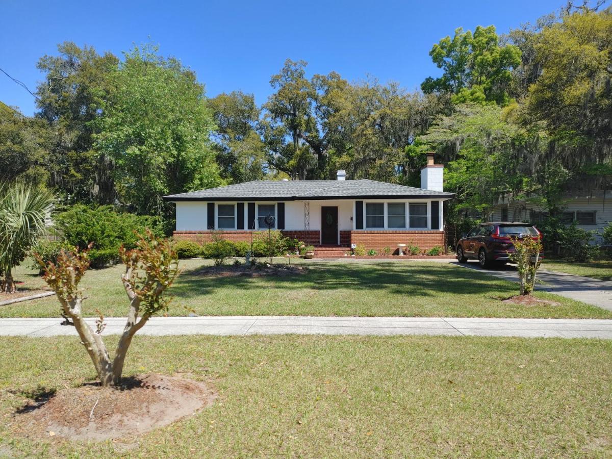 The Kind House Hosting, Low Monthly Rates, Traveling Nurses, Fletc, & Travelers! Brunswick Exterior photo